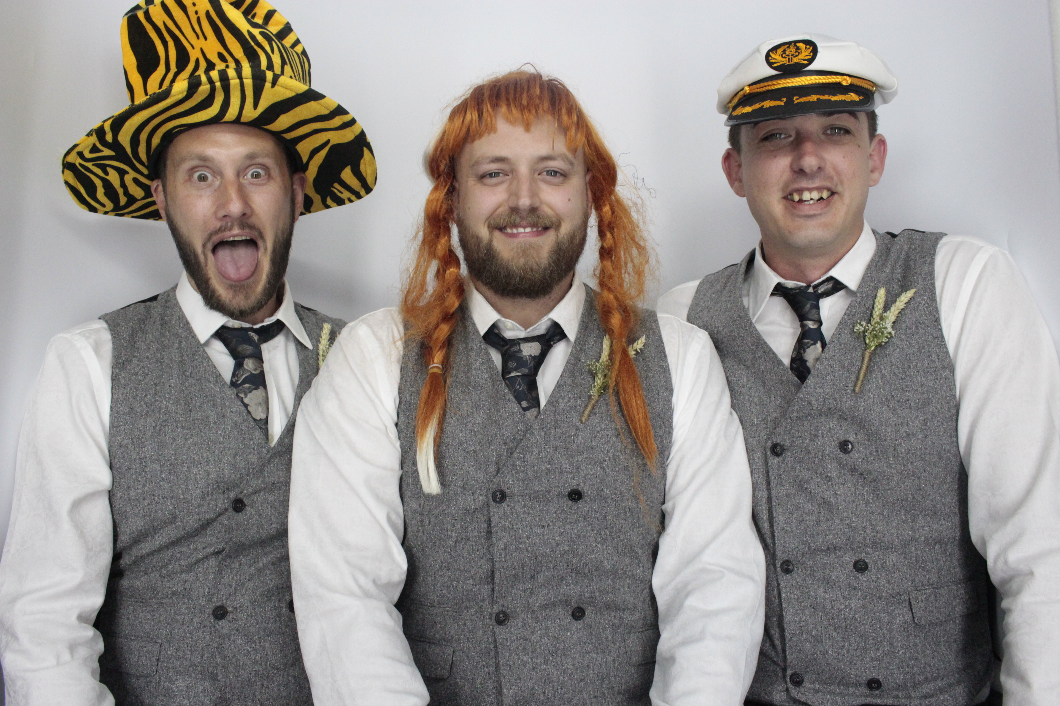Ollie & Amy's Wedding | View more photos from the event at gallery.myphotoboothexperience.co.uk/u/MyPhotoBoothExperienceLtd/Ollie-Amys-Wedding